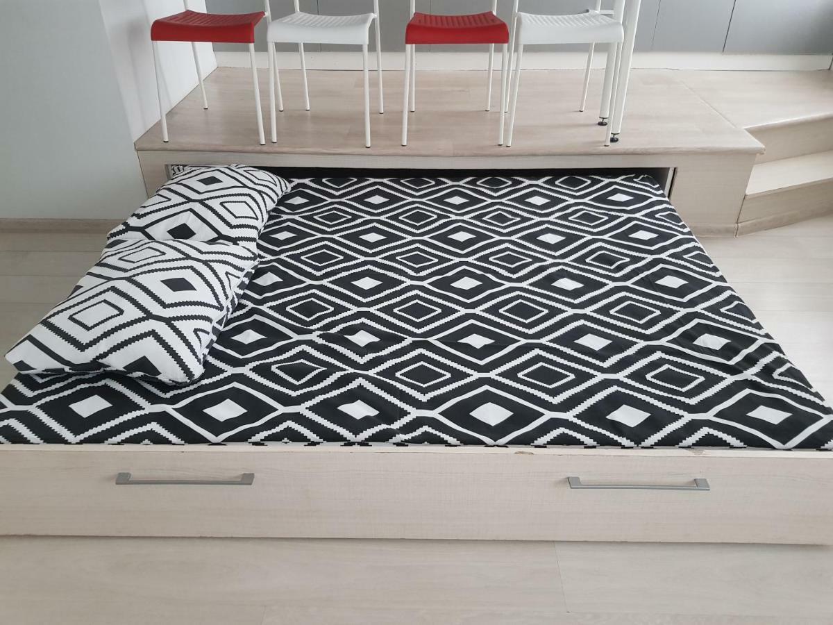 Sandra Apartamentai Каунас Экстерьер фото